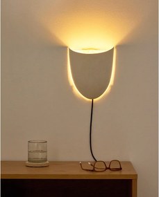 Biele nástenné svietidlo do zásuvky Nibla – Kave Home