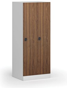 Šatníková skrinka znížená, 2 oddiely, 1500 x 600 x 500 mm, demont, kódový zámok, laminované dvere, orech
