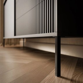 KOMODA RAYMOND 2D3S SO ŠUPLÍKMI ČIERNA MATNÁ 153 cm