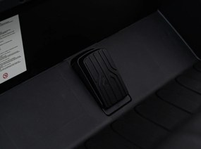 Ramiz Champion Pick-Up Vehicle Čierna