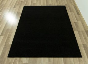 Koberec Wembley 278 čierny