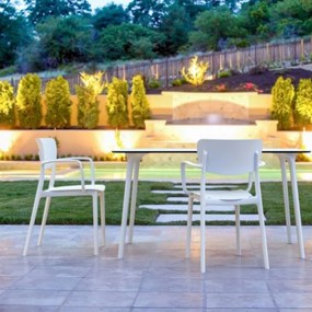 LISA záhradná stolička s podrúčkami white