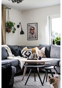 Okrúhly konferenčný stolík v dekore duba v prírodnej farbe 90x90 cm Yumi - Rowico