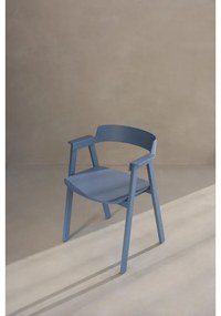 Modrá jedálenská stolička s podrúčkami z dubového dreva Flip – Gazzda