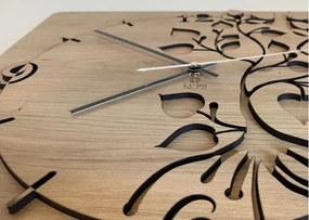 Drevené štvorcové hodiny Lipa