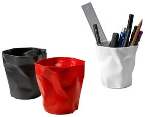 Červený stojan na ceruzky Essey Pen