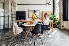 Sada 2 čiernych stoličiek s čiernou podnožou z kovu loomi.design Eco
