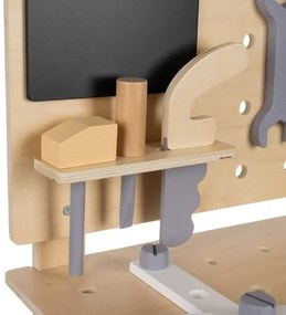 Drevený pracovný stolík s náradím pre malých majstrov