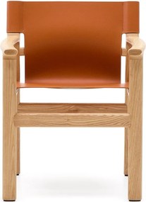 Koňakovohnedá jedálenská stolička s podrúčkami z jaseňového dreva Jan – Kave Home