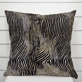 Biante Zamatová obliečka na vankúš Tamara TMR-052 Zebrovaný vzor 70 x 90 cm