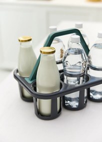 Nosič na pivo a držiak na 6 fliaš (1,5 l fliaš) VARIO