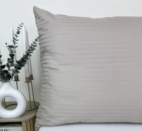 Obliečka na vankúš Damašek béžová 70x90 cm – pruhovaný vzor, zips, elegantná bavlna