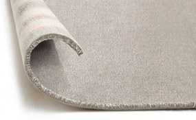 Metrážny koberec OMPHALE sivý
