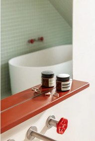 Nástenné zrkadlo s poličkou s dreveným rámom 50x75 cm Lun – noo.ma