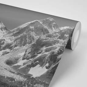 Samolepiaca fototapeta čiernobiele zasnežené pohorie - 150x270