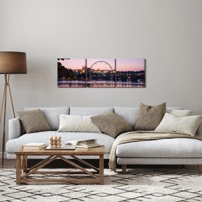Obraz Pražského hradu a Vltavy (s hodinami) (90x30 cm)
