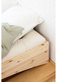 Dvojlôžková posteľ z borovicového dreva bez čela 140x200 cm v prírodnej farbe Orbit – Karup Design