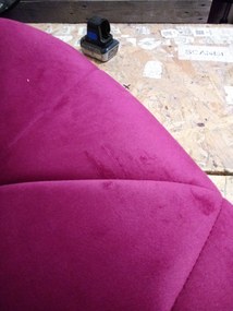 AKCIA Vínová kancelárska stolička AVOLA VELVET II. akosť