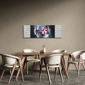 Obraz - Ružový motýľ v stene (s hodinami) (90x30 cm)