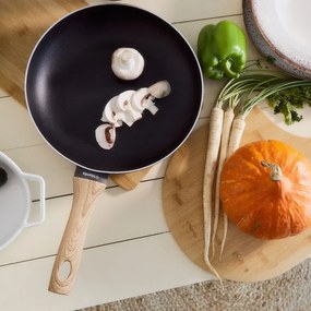 Panvica ALBERO čierna SS22 820484