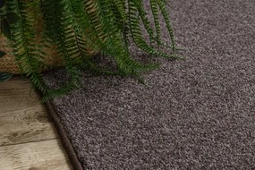 Metrážny koberec INDUS 40 hnedý