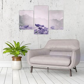 Obraz - Fialové kvety v horách (90x60 cm)