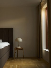 Louis Poulsen Stolní lampa Panthella 320 Opal Beige