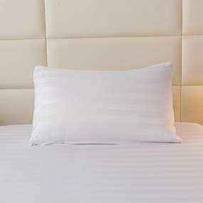 Hotelová plachta z mikrovlákna 140x240 cm a povlak na vankúš 50x70 cm JASMINE, biele. Typ zapínania: Hotelové vrecko