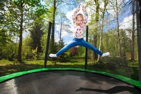 JU Trampolína 8 ft s rebríkom a vonkajšou sieťou, čierna