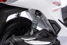 Ramiz Vozidlo Motorový skúter HONDA SH125I Biela