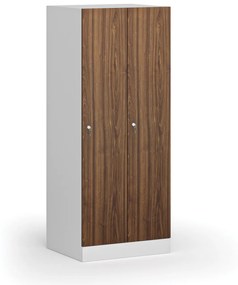 Šatníková skrinka znížená, 2 oddiely, 1500 x 600 x 500 mm, cylindrický zámok, laminované dvere, orech