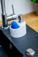 Kuchinox Yogo, keramický dávkovač saponátu 330ml na postavenie, čierna-chrómová, LAV-AMP_7M2M