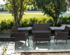 Elegantná ratanová záhradná sedacia súprava so stolom v hnedej farbe