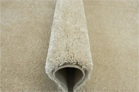 Metrážny koberec Shaggy Silky 74 béžový