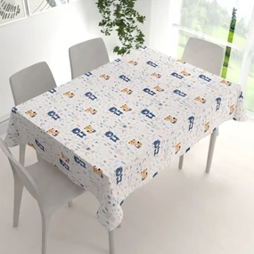 Biante Detský bavlnený obdĺžnikový obrus Sandra SA-595 Modro-béžové lesné zvieratká na bielom 140x220 cm