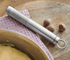 Strúhadlo na muškátové oriešky