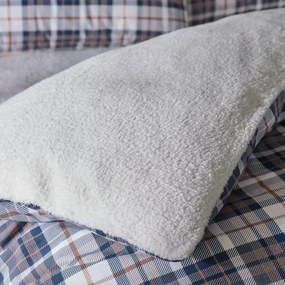 Modré/béžové obliečky na dvojlôžko s baránkom 200x200 cm Cosy Sherpa Check – Catherine Lansfield