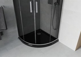 Mexen Rio, štvrťkruhový sprchovací kút s posuvnými dverami 70 x 70 cm, 6mm šedé sklo, chrómový profil + čierna sprchová vanička, 863-070-070-01-40-4170