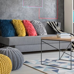 CHLPATÁ DEKORAČNÁ OBLIEČKA NA VANKÚŠ CELIA 40X40 CM TMAVOMODRÁ