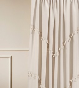 Room99 Hotový záves na krúžkoch so strapcami Chloe Jednofarebný Farba: Svetlosivá, Veľkosť: 140 x 250 cm