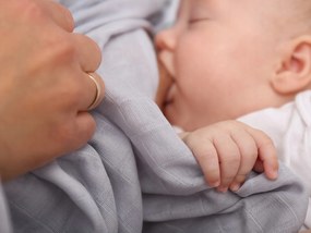 BabiM Mušelínová zavinovacia plienka 120x120 Comfort Farba: béžová