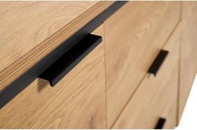 Komoda v dekore duba v prírodnej farbe 155x81x45 cm Cesura – Unique Furniture