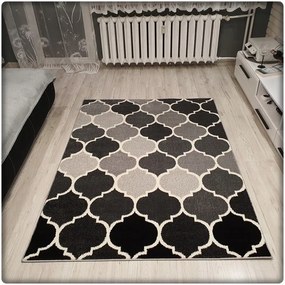Dekorstudio Moderný koberec SUMATRA - Čierny marocký vzor Rozmer koberca: 140x190cm