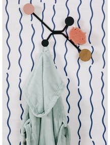 Čierny nástenný vešiak s ružovým detailom Gazzda Hook