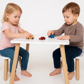 Biely set stolíka a 2 stoličiek