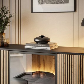 Komoda ADRIENNE s LED osvetlením + čierna matná + dub wotan 154cm