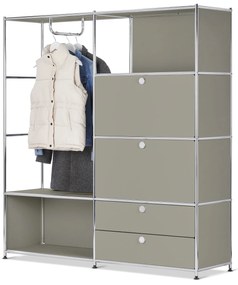 Kovová vešiaková stena »CN3« s 2 výklopnými priečinkami a 2 zásuvkami, svetlosivá