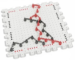 Quercetti Rodinná hra PegXt Strategická spojovacia hra