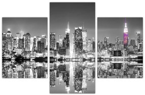 Obrázok - New York a fialový mrakodrap (90x60 cm)