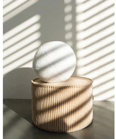 Krémový detský pohovkový vankúš z textílie buklé Ball – Wigiwama